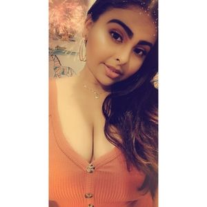 Meet your Posher, Liz